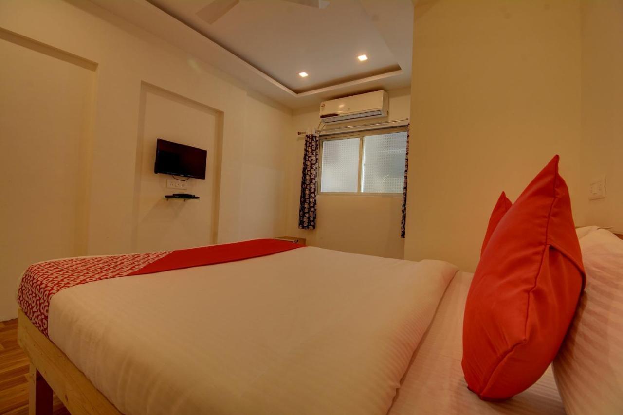 Oyo Flagship 47178 Pakko Inn Pune Exteriör bild